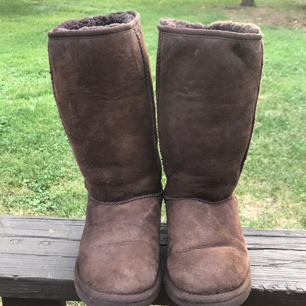 Brown mid calf Ugg boots